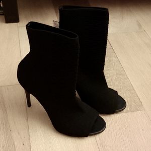 Black Knit bootie